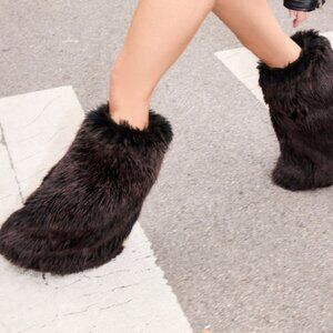 AKIRA AZALEA WANG LISBOA BLACK FUR FOLD OVER BOOT Size 6.56.5